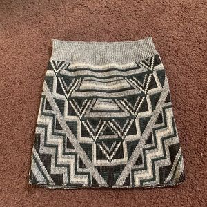 Geometric pattern tube skirt
